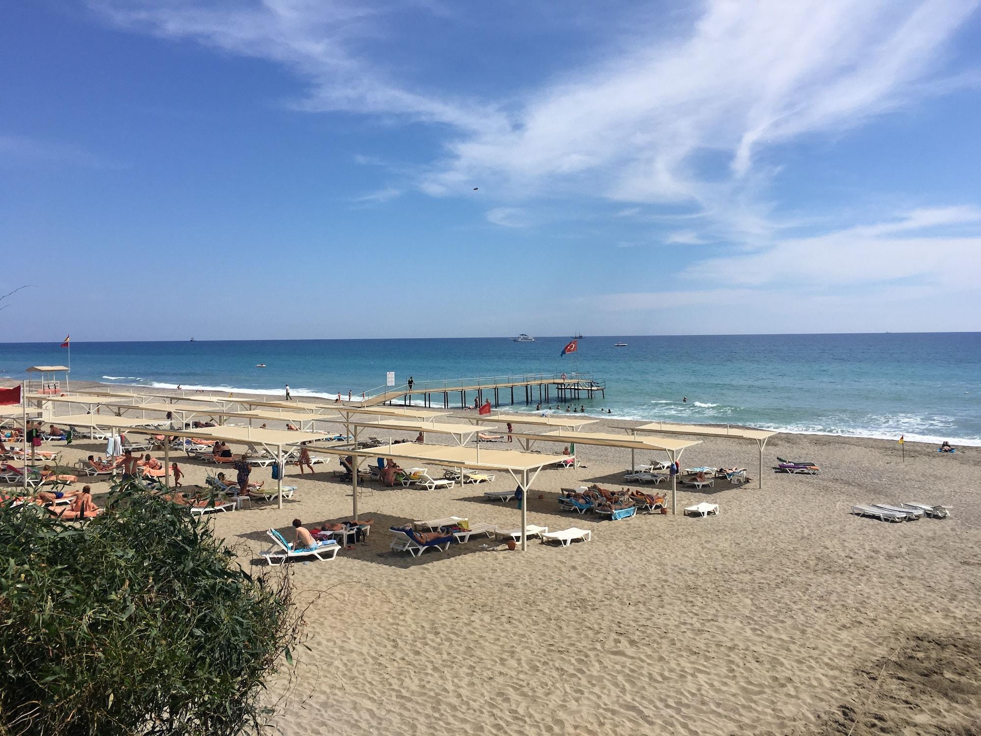 Club Turtas Beach Konakli Luaran gambar
